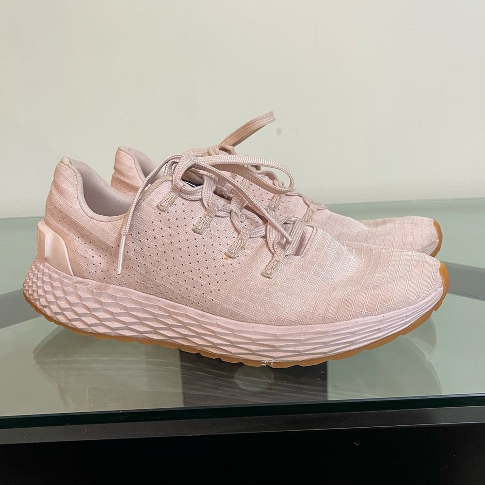 Nobull Blush Ripstop Runner